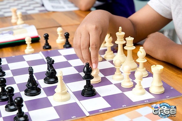 Cờ vua còn có tên là Chess trong tiếng Anh
