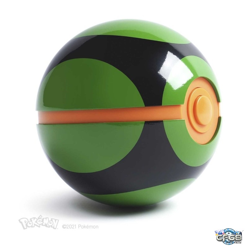 Dusk Ball là một loại Pokeball được thiết kế để bắt các loài Pokemon vào ban đêm hoặc trong các điều kiện ánh sáng yếu.