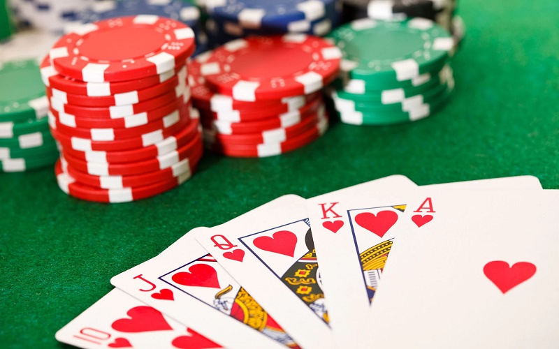 Hướng dẫn chơi Poker Texas chuẩn xác nhất? Thông tin chi tiết